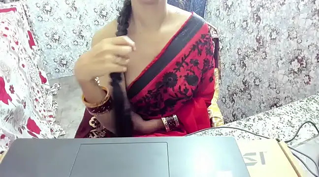Snapshot of aarjulove chatting on 21, 12, 2024 aarjulove online show from 21, 12, 2024