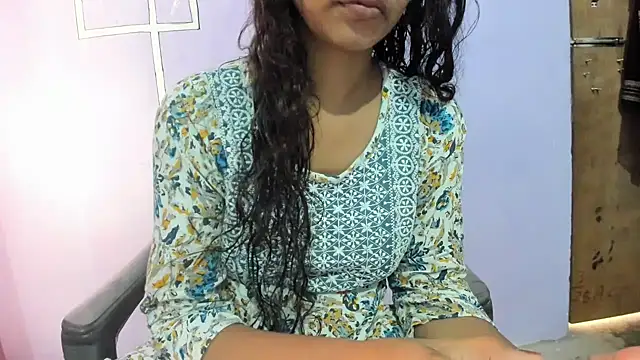 Snapshot of aarjulove chatting on 24, 9, 2025 aarjulove online show from 24, 9, 2025