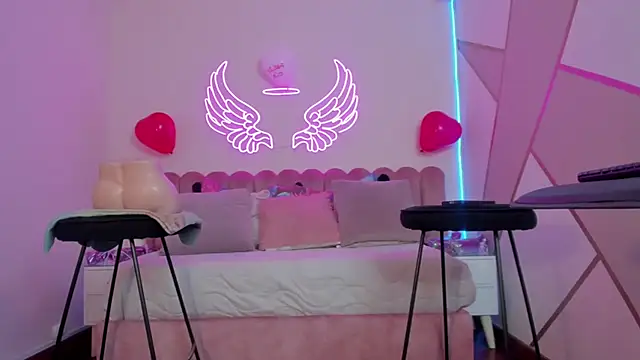  scarletmoore online show from 8, 2, 2025