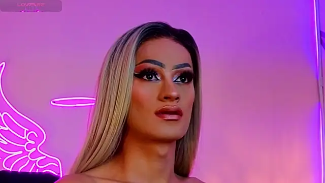  scarletmoore online show from 5, 10, 2025