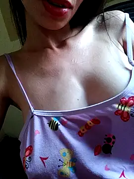 Snapshot of Nandasant09 chatting on 18, 12, 2024 Nandasant09 online show from 18, 12, 2024