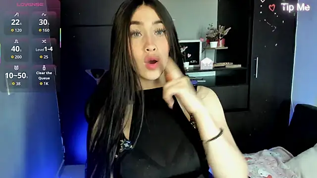 Snapshot of Emilytafur chatting on 30, 5, 2026 Emilytafur online show from 30, 5, 2026