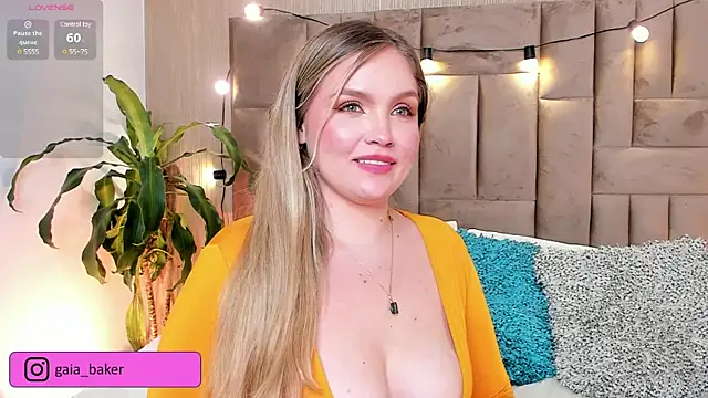 Snapshot of GaiaBaker chatting on 13, 2, 2025 GaiaBaker online show from 13, 2, 2025