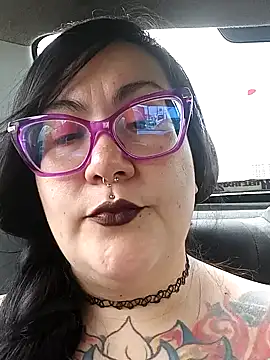 Snapshot of l1la_Rav3n chatting on 10, 12, 2024 l1la Rav3n online show from 10, 12, 2024