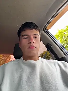 Logan smith1 online show from 17, 6, 2026