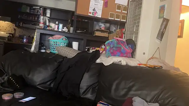 deadpi online show from 15, 11, 2025