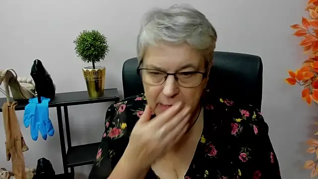 IrisDream online show from 7, 1, 2025