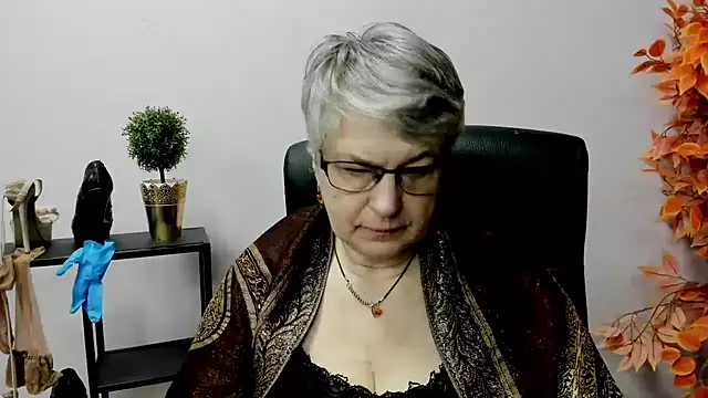 IrisDream online show from 12, 2, 2025