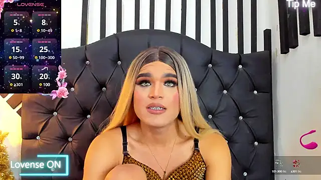Snapshot of AllisonsweetZ chatting on 11, 12, 2024 AllisonsweetZ online show from 11, 12, 2024