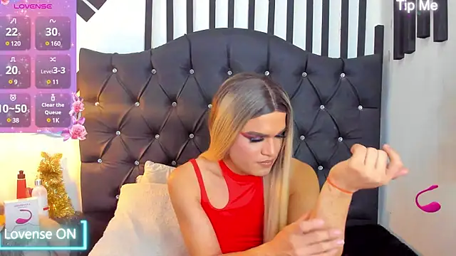 Snapshot of AllisonsweetZ chatting on 19, 12, 2024 AllisonsweetZ online show from 19, 12, 2024