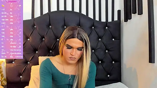 Snapshot of AllisonsweetZ chatting on 3, 1, 2025 AllisonsweetZ online show from 3, 1, 2025
