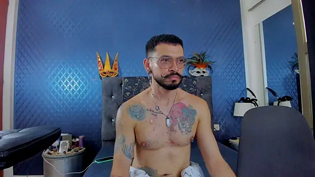 Snapshot of leondevereda chatting on 31, 1, 2025 leondevereda online show from 31, 1, 2025