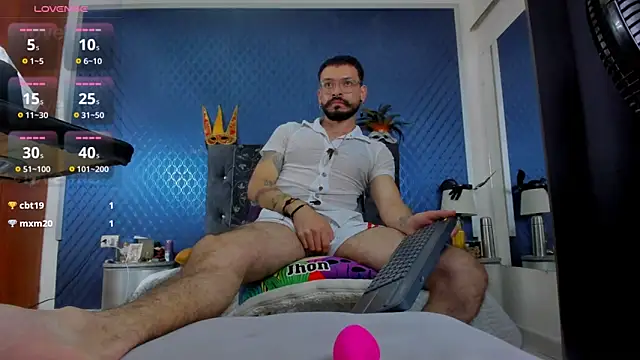 Snapshot of leondevereda chatting on 4, 2, 2025 leondevereda online show from 4, 2, 2025