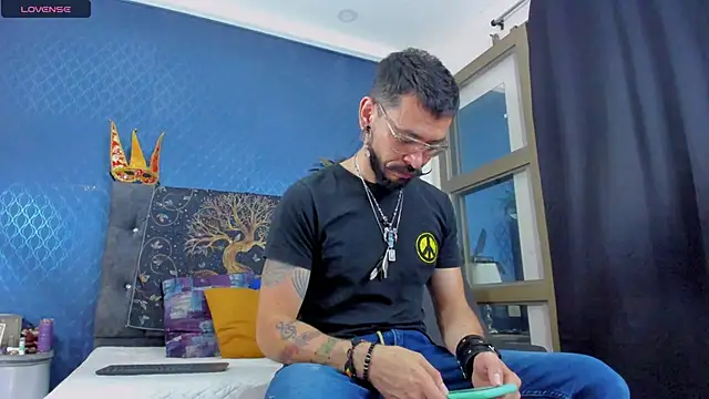 Snapshot of leondevereda chatting on 7, 2, 2025 leondevereda online show from 7, 2, 2025