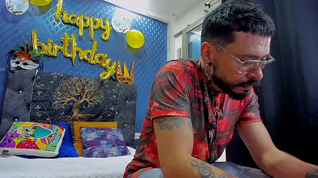 Snapshot of leondevereda chatting on 20, 2, 2025 leondevereda online show from 20, 2, 2025