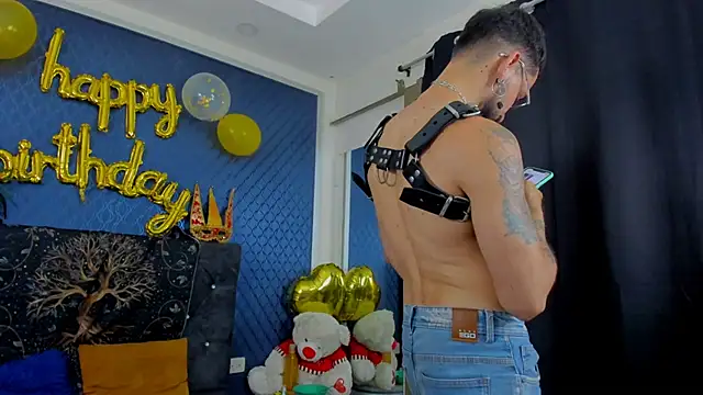 Snapshot of leondevereda chatting on 20, 2, 2025 leondevereda online show from 20, 2, 2025