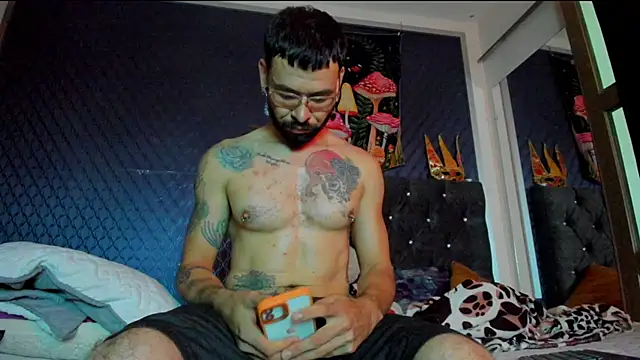 Snapshot of leondevereda chatting on 12, 3, 2025 leondevereda online show from 12, 3, 2025