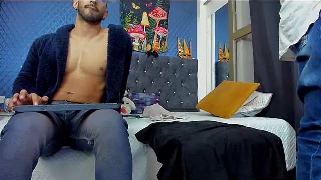 Snapshot of leondevereda chatting on 15, 3, 2025 leondevereda online show from 15, 3, 2025