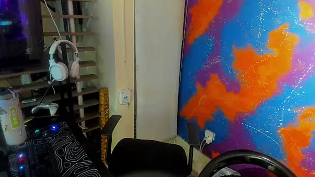 Snapshot of leondevereda chatting on 25, 9, 2025 leondevereda online show from 25, 9, 2025