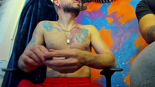 Snapshot of leondevereda chatting on 24, 10, 2025 leondevereda online show from 24, 10, 2025