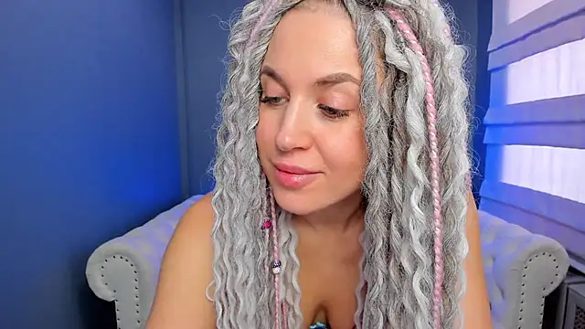 rock n roxy online show from 12, 2, 2025