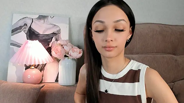 Snapshot of Jessie_meow chatting on 7, 3, 2025 Jessie meow online show from 7, 3, 2025