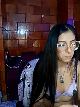 Snapshot of Raven__purple chatting on 13, 2, 2025 Raven purple online show from 13, 2, 2025