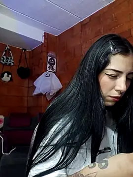 Snapshot of Raven__purple chatting on 15, 3, 2025 Raven purple online show from 15, 3, 2025