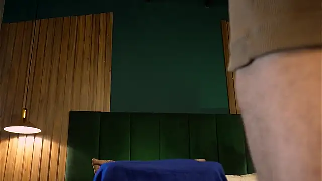 LeoSalvatore  online show from 11, 3, 2025