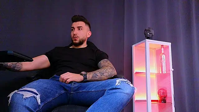 MightyAaron66 online show from 12, 3, 2025