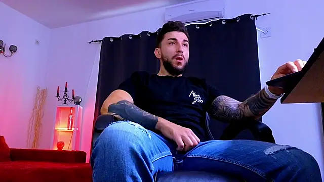 Snapshot of MightyAaron66 chatting on 12, 7, 2026 MightyAaron66 online show from 12, 7, 2026