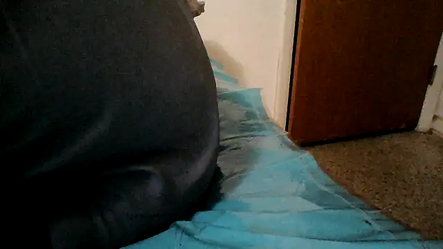 Snapshot of Emilylyn2501 chatting on 1, 2, 2025 Emilylyn2501 online show from 1, 2, 2025