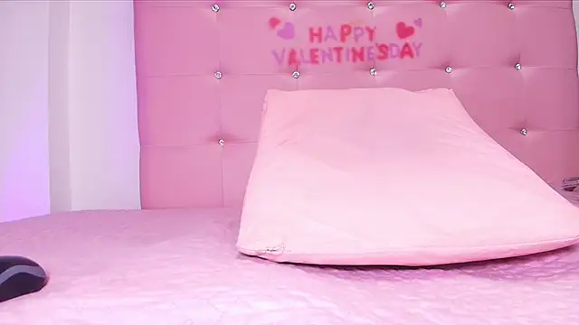 kata hazel online show from 5, 3, 2025