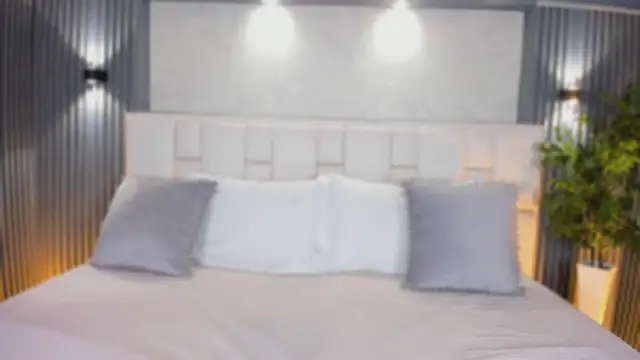 Alyssa Houston online show from 9, 6, 2026