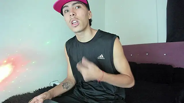 Snapshot of HeellBoy_ chatting on 28, 7, 2026 HeellBoy online show from 28, 7, 2026