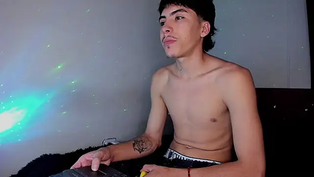 Snapshot of HeellBoy_ chatting on 29, 7, 2026 HeellBoy online show from 29, 7, 2026