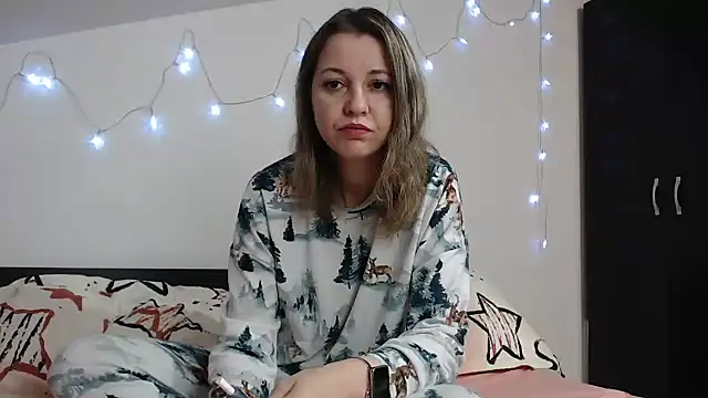 Snapshot of SweetMaddy888 chatting on 6, 1, 2025 SweetMaddy888 online show from 6, 1, 2025