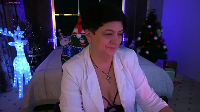 Snapshot of MilaSkyy chatting on 31, 12, 2024 MilaSkyy online show from 31, 12, 2024