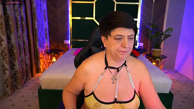 Snapshot of MilaSkyy chatting on 12, 3, 2025 MilaSkyy online show from 12, 3, 2025