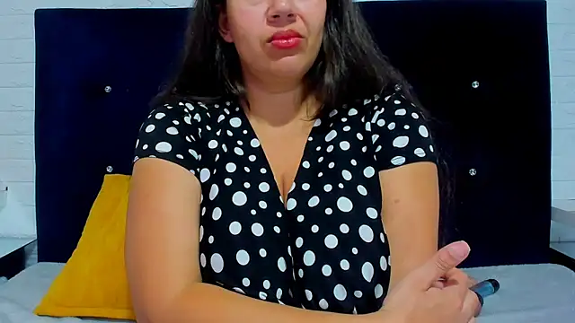 Catherine tabarezx online show from 16, 2, 2025