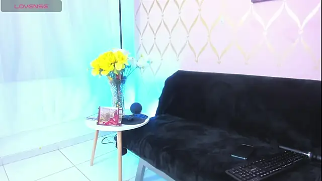 ladylians online show from 20, 1, 2025