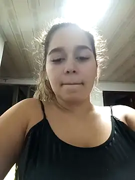 LaurenWelly  online show from 14, 1, 2025