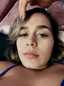 LaurenWelly  online show from 9, 2, 2025