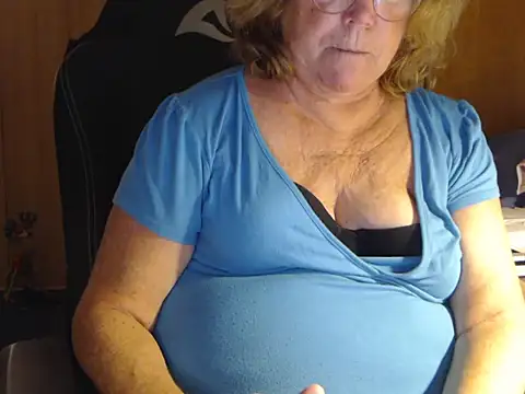 Snapshot of _sunshine__ chatting on 2, 12, 2024 sunshine online show from 2, 12, 2024