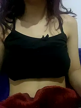 Snapshot of Farawla1237 chatting on 27, 9, 2025 Farawla1237 online show from 27, 9, 2025