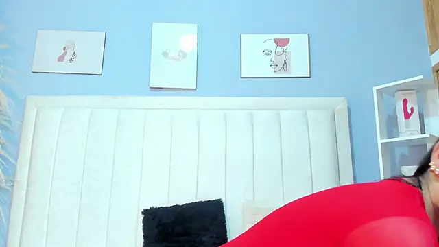 Paula-Brown1 online show from 1, 3, 2025