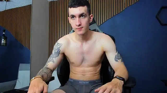 JacksonOlsenn online show from 7, 2, 2025