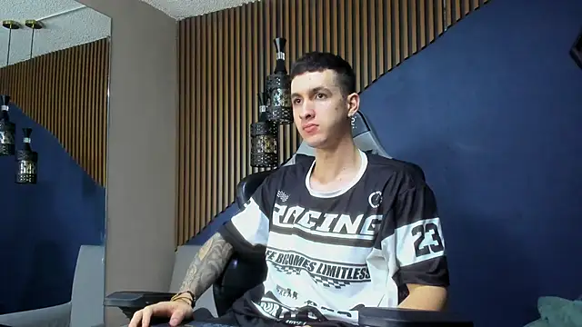 JacksonOlsenn online show from 9, 2, 2025