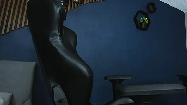 JacksonOlsenn online show from 23, 2, 2025