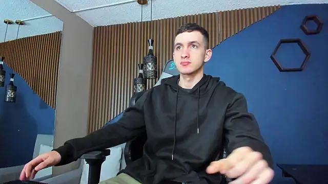 JacksonOlsenn online show from 27, 2, 2025